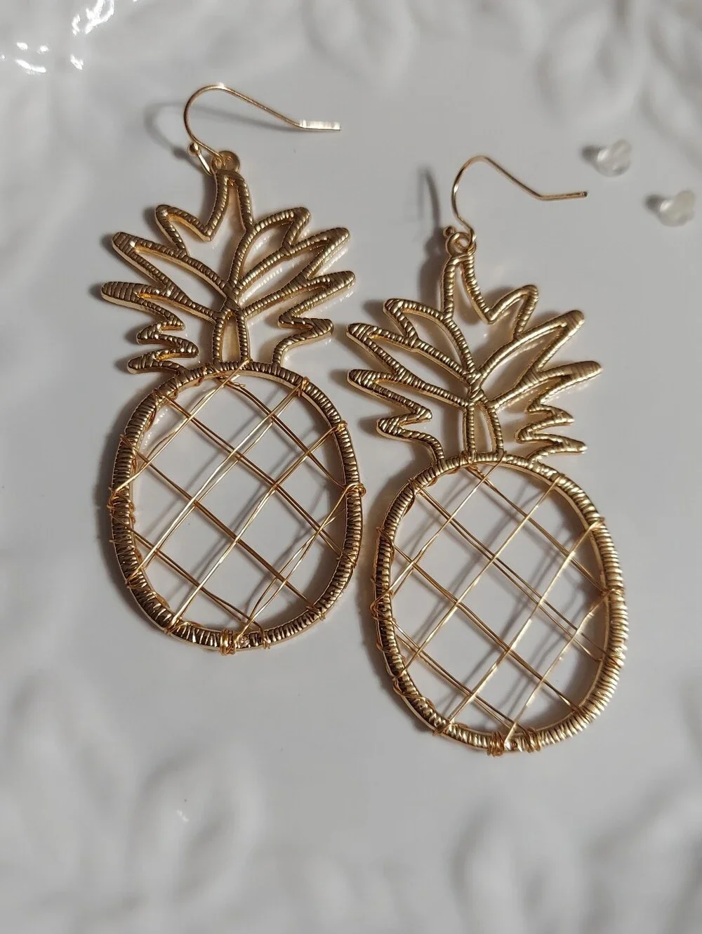 Textured Gold Tone/Contemporary FUN Wire Pineapple Earrings